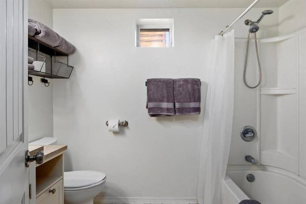 #Stayinmydistrict Twin Falls Pendleton Chic Suite Экстерьер фото