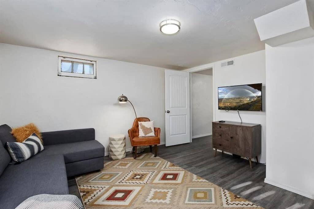 #Stayinmydistrict Twin Falls Pendleton Chic Suite Экстерьер фото